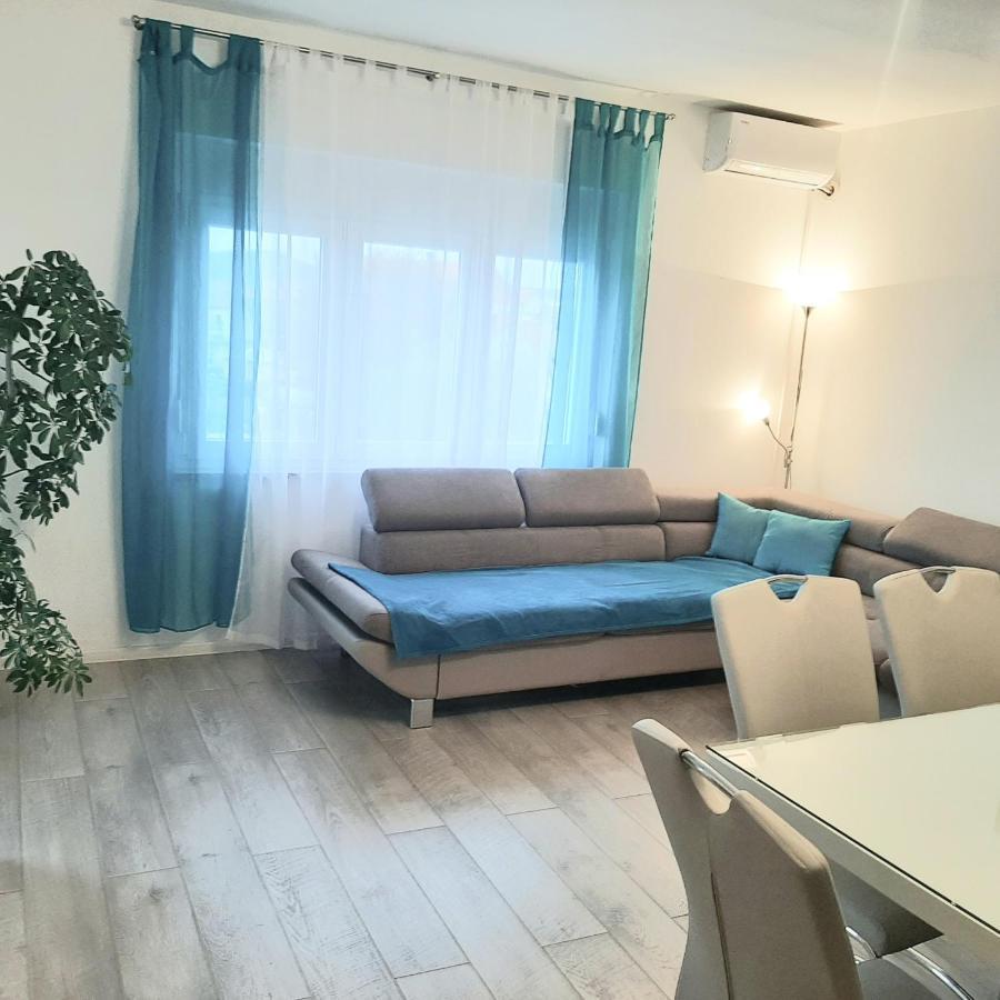 Apartments"Nika" With Private Pool Galovac  Экстерьер фото