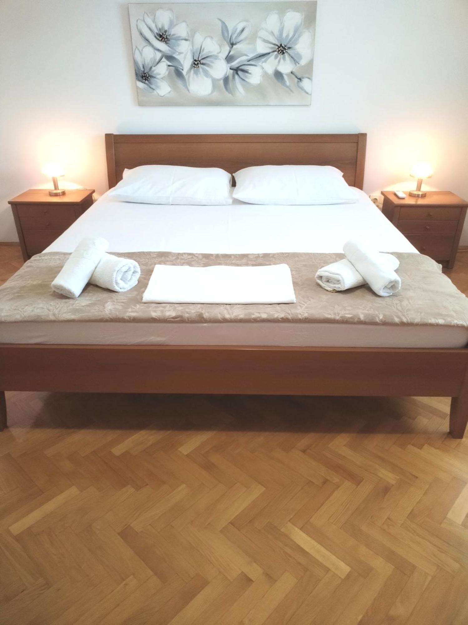 Apartments"Nika" With Private Pool Galovac  Экстерьер фото