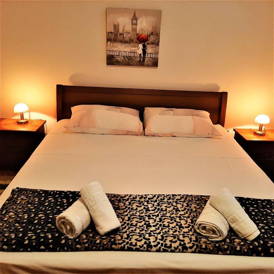 Apartments"Nika" With Private Pool Galovac  Экстерьер фото